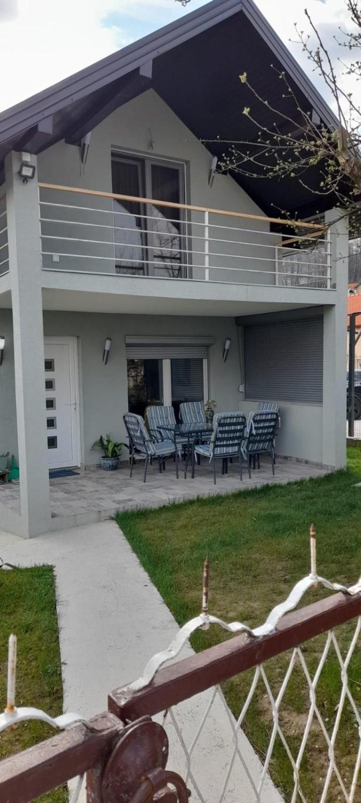 فيلا Ravne Weekend House فيسوكو المظهر الخارجي الصورة